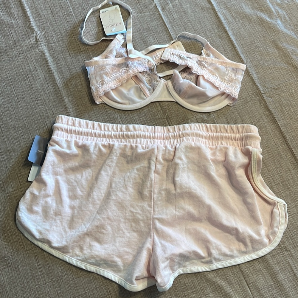 Bra Bundle - Picture 2 of 6